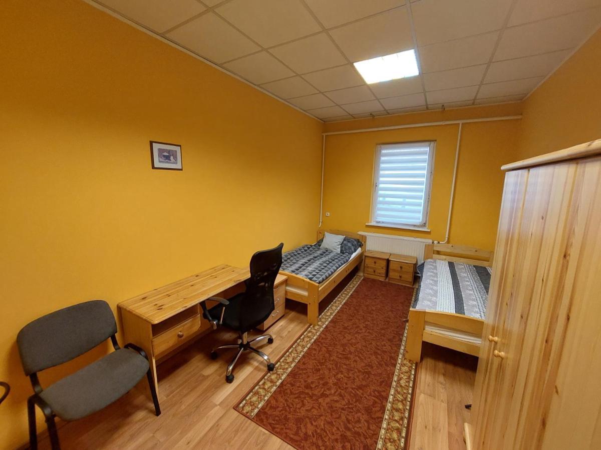Collingo Belvarosi Szallas Daire Kazincbarcika Dış mekan fotoğraf